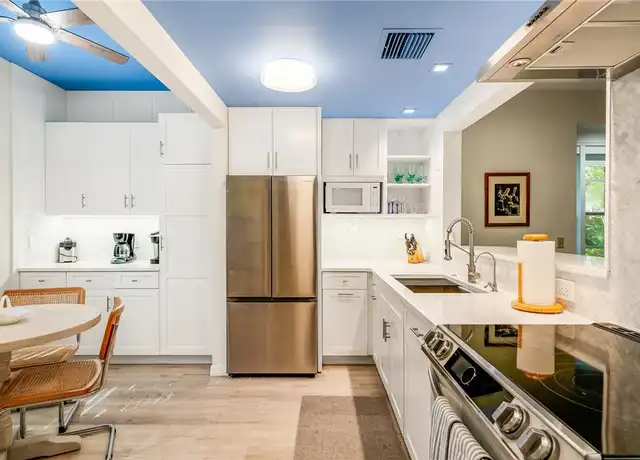Property at 1275 Palmetto Ct #114, Vero Beach, FL, 32963, 2 beds, 2.5 baths, [object Object]