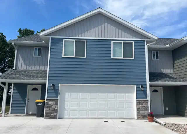 Property at 100 Ringbaum Path Unit 100, Eagle Lake, MN, 56024, 4 beds, 2.5 baths, [object Object]