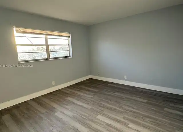 Property at 6840 Pembroke Rd Unit 210, Miramar, FL, 33023, 2 beds, 1 bath, [object Object]