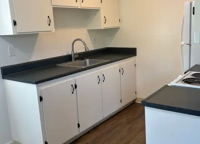 Property at 433 Sonoma Ave Unit 11, Santa Rosa, CA, 95401, 1 bed, 1 bath, [object Object]