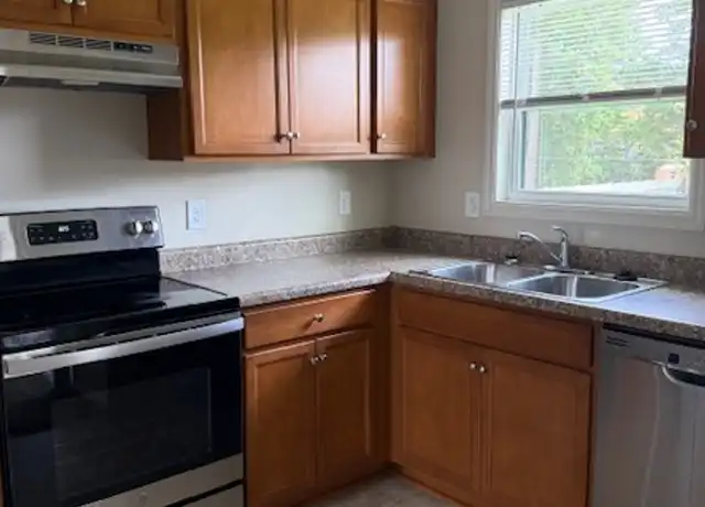 Property at 203 Valencia Dr Unit 140E, Jacksonville, NC, 28546, 2 beds, 1 bath, [object Object]