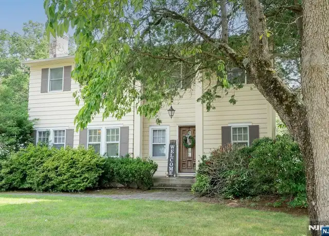Property at 232 W Midland Ave, Paramus, NJ, 07652, 4 beds, 2 baths, [object Object]