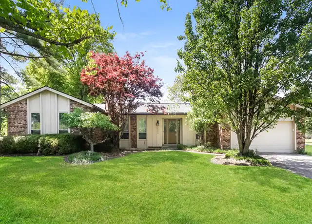 Property at 8233 Lake Ridge Dr, West Chester, OH, 45069, 3 beds, 2 baths, [object Object]