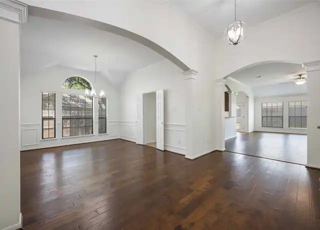 Property at 2301 Shadow Canyon Ct, Pearland, TX, 77584, 4 beds, 2 baths, [object Object]