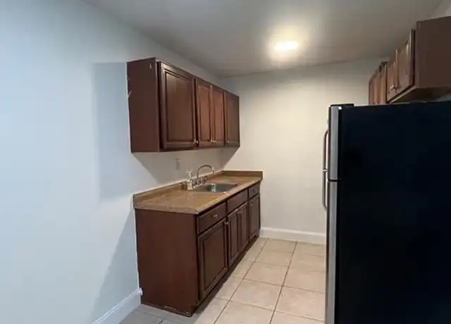 Property at 701 SE 15th St Unit 1, Fort Lauderdale, FL, 33316, 2 beds, 1 bath, [object Object]
