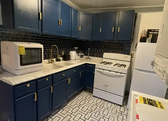 Property at 1618 N Gratz St, Philadelphia, PA, 19121, 3 beds, 1 bath, [object Object]