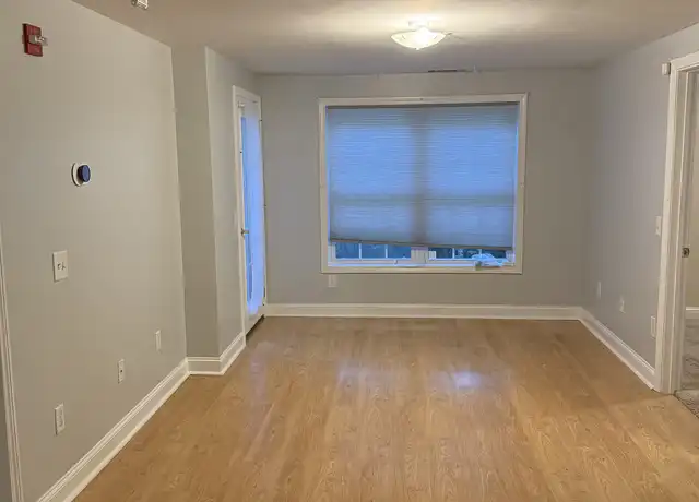 Property at 6 Crestview Cir #125, Londonderry, NH, 03053, 2 beds, 2 baths, [object Object]