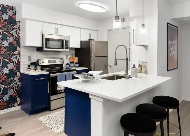 Property at Aventura Dunwoody - 6873 Peachtree Dunwoody Rd, Atlanta, GA, 30328, 1-2 bed, 1-2 bath, [object Object]