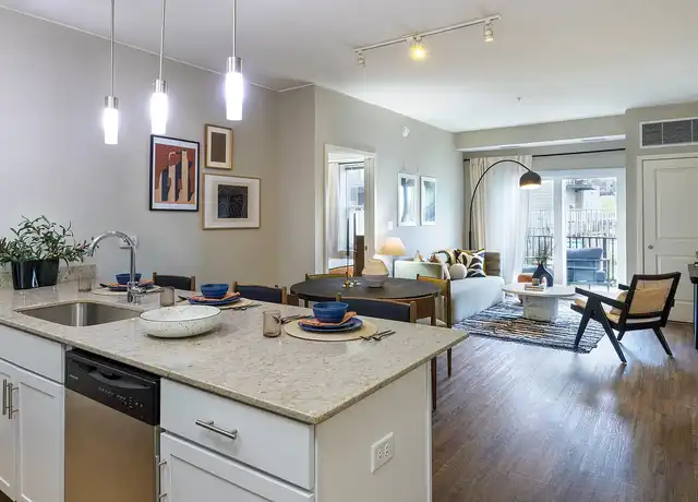 Property at Elmhurst 255 - 255 N Addison Ave, Elmhurst, IL, 60126, 1-2 bed, 1-2 bath, [object Object]