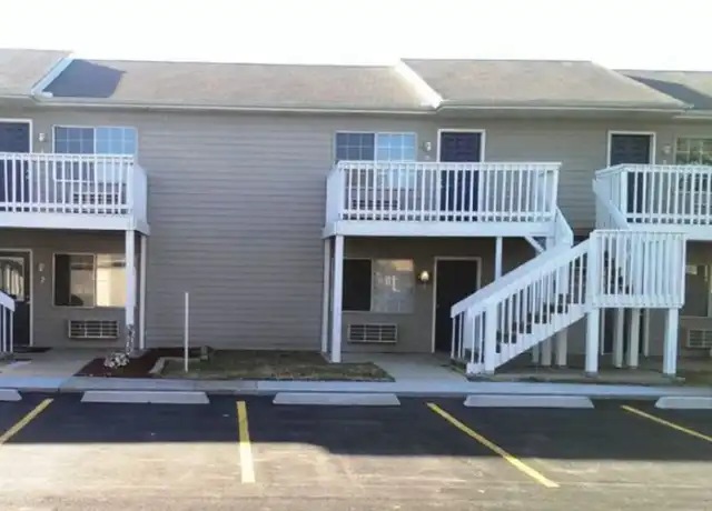 Property at 2434 W 24th Ter, Lawrence, KS, 66047, 1 bed, 1 bath, [object Object]