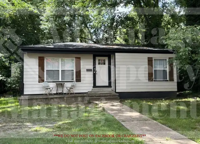 Property at 1013 Faulkner St, Conway, AR, 72034, 3 beds, 1 bath, [object Object]