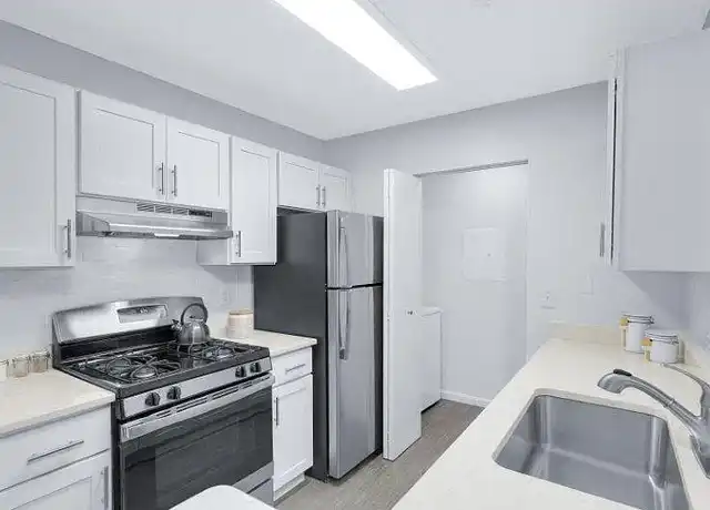 Property at Town Walk at Hamden Hills - 100 Town Walk Dr, Hamden, CT, 06518, 1-3 bed, 1-2 bath, [object Object]