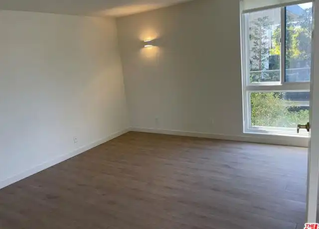 Property at 15480 Antioch St #102, Pacific Palisades, CA, 90272, 3 beds, 2 baths, [object Object]