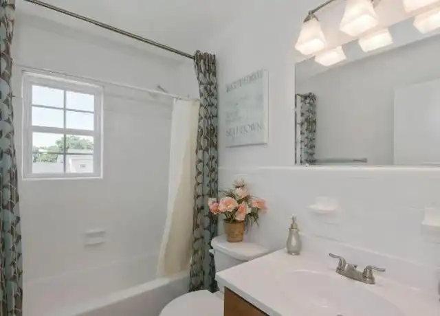 Property at 7000 Barrington Dr, Charlotte, NC, 28215, 1 bed, 1 bath, [object Object]