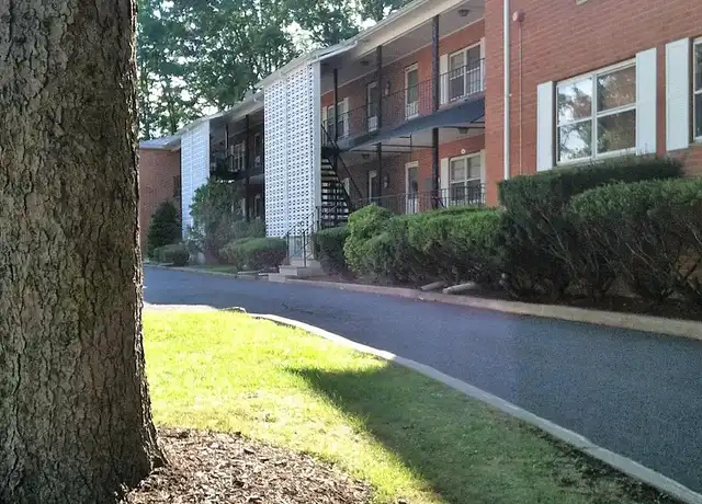 Property at Grove Street Apartments - 391 Grove St, North Plainfield, NJ, 07060, 1 bed, 1 bath, [object Object]