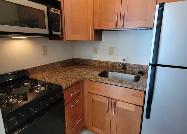 Property at 1311 Lombard St Unit 303, Philadelphia, PA, 19147, 0 beds, 1 bath, [object Object]