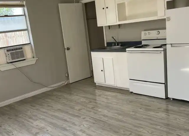 Property at 5808 S Alameda St Unit 5808H, Corpus Christi, TX, 78412, 0 beds, 1 bath, [object Object]