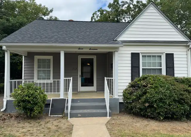 Property at 717 Queen Ave NW, Roanoke, VA, 24012, 3 beds, 1 bath, [object Object]