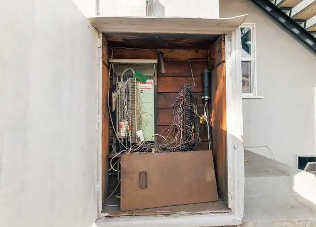 Property at 1160 S Norton Ave, Los Angeles, CA, 90019, 1 bed, 1 bath, [object Object]