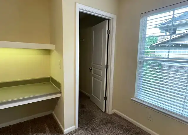 Property at 3930 Cherokee Woods Way Unit 10-301 A, Knoxville, TN, 37920, 4 beds, 4 baths, [object Object]