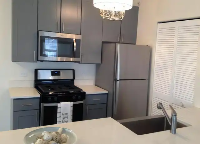 Property at 1395 Skyridge Dr, Crystal Lake, IL, 60014, 2 beds, 2 baths, [object Object]