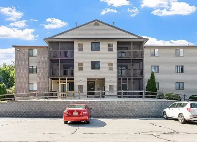 Property at 10 Village Ln #9, Tyngsboro, MA, 01879, 2 beds, 1 bath, [object Object]