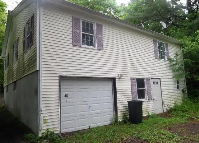 Property at 46 Coldenham Rd Unit 3, Walden, NY, 12586, 3 beds, 1 bath, [object Object]