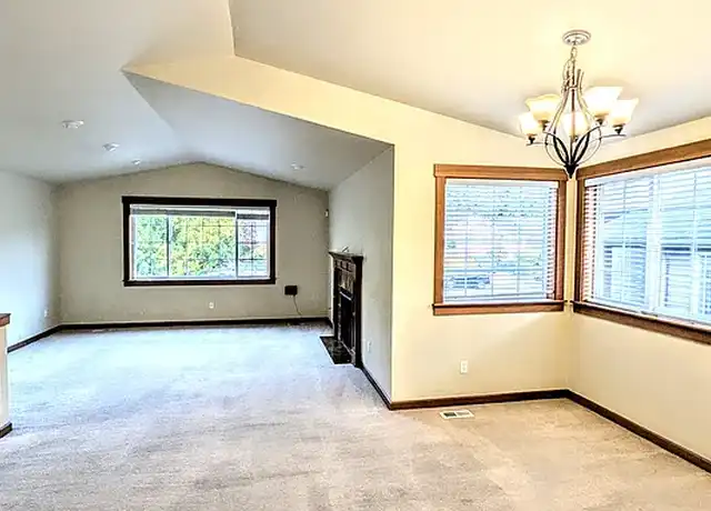 Property at 8823 Wallingford Ave N, Seattle, WA, 98103, 6 beds, 3 baths, [object Object]