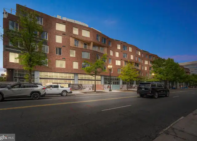 Property at 5300 Wisconsin Ave NW Ph 6 /VARIES, Washington, DC, 20015, 3 beds, 2 baths, [object Object]