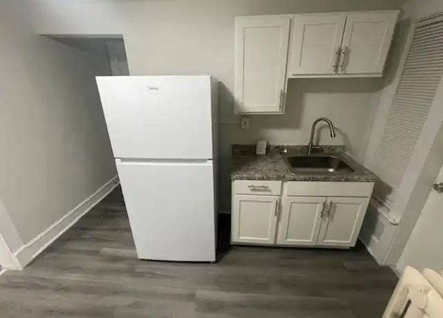 Property at 12 Mattoon St Unit 3, Springfield, MA, 01105, 0 beds, 1 bath, [object Object]