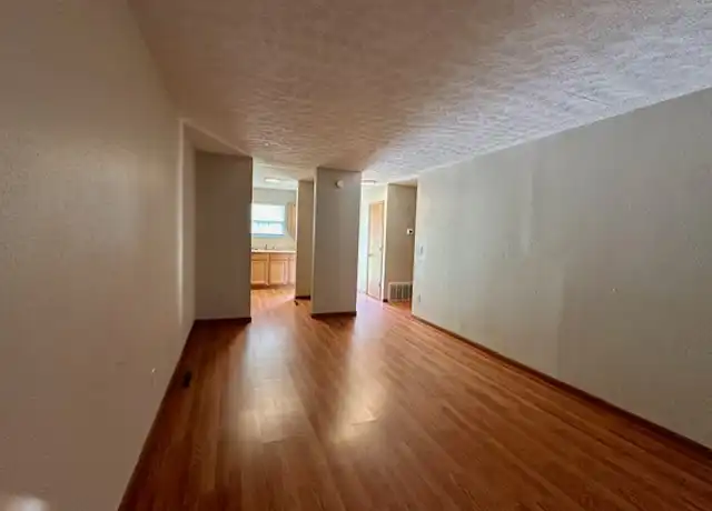 Property at 301 Solon Ct, Dunbar, WV, 25064, 1 bed, 1 bath, [object Object]