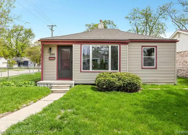 Property at 1986 Almont St, Ferndale, MI, 48220, 2 beds, 1 bath, [object Object]