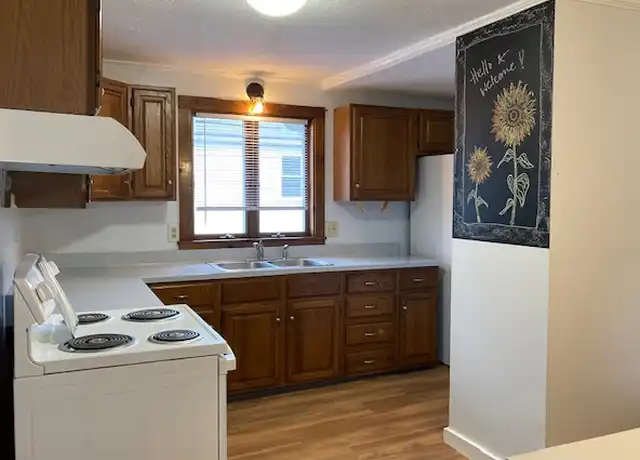 Property at 37 Dover St Unit 2, Keene, NH, 03431, 2 beds, 1 bath, [object Object]
