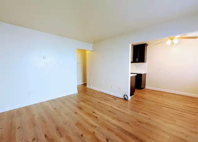 Property at 1126 T St Unit 2, Sacramento, CA, 95811, 1 bed, 1 bath, [object Object]