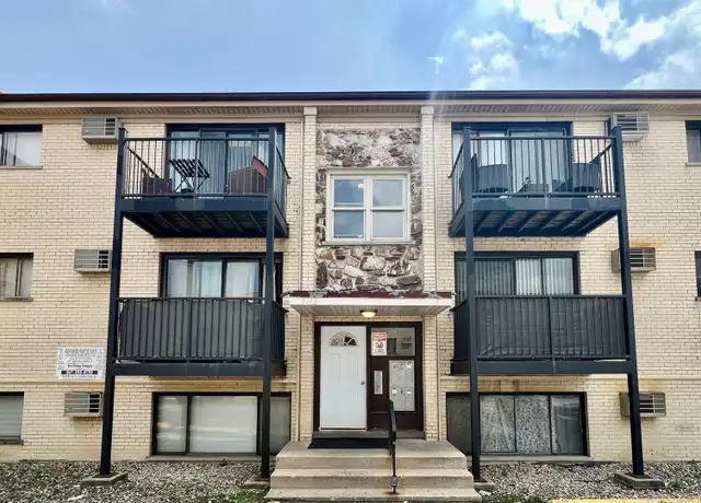 Property at 5113 N East River Rd Unit 2L, Chicago, IL, 60656, 1 bed, 1 bath, [object Object]
