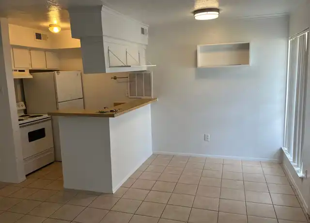 Property at 4716 Sycamore St #205, Dallas, TX, 75204, 1 bed, 1 bath, [object Object]