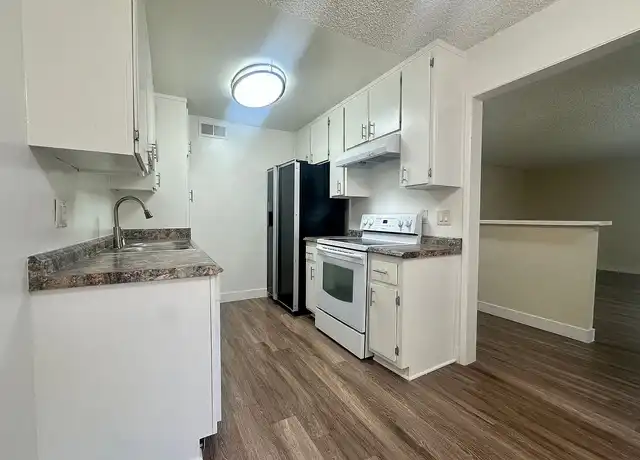 Property at 5204 Yarmouth Ave, Encino, CA, 91316, 2 beds, 2 baths, [object Object]