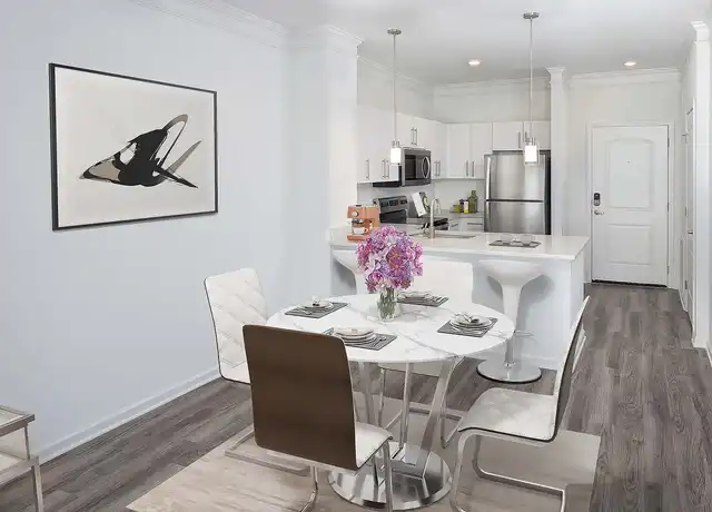 Property at Camden Orange Court - 668 N Orange Ave, Orlando, FL, 32801, 1 bed, 1 bath, [object Object]