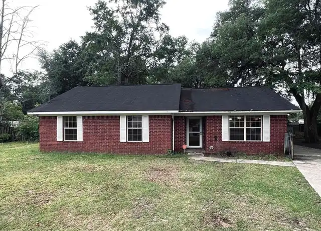 Property at 413 Jefferson Cir SE, Allenhurst, GA, 31301, 3 beds, 2 baths, [object Object]