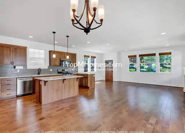 Property at 29176 SW Costa Cir E, Wilsonville, OR, 97070, 4 beds, 2.5 baths, [object Object]