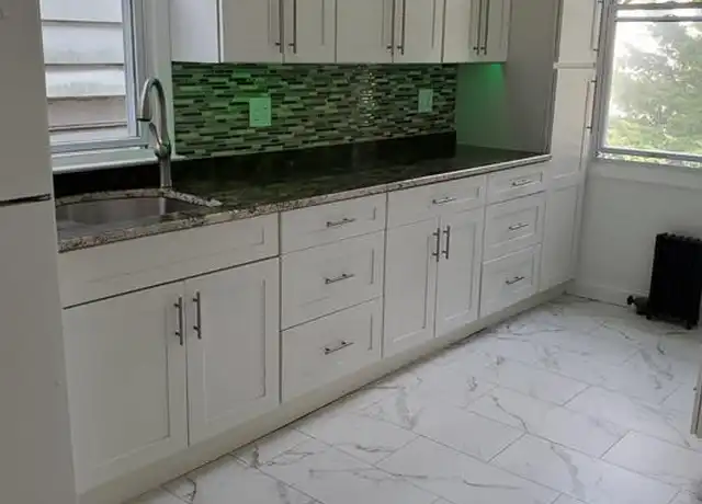 Property at 43 Wood St Unit 2, Rutherford, NJ, 07070, 3 beds, 1 bath, [object Object]