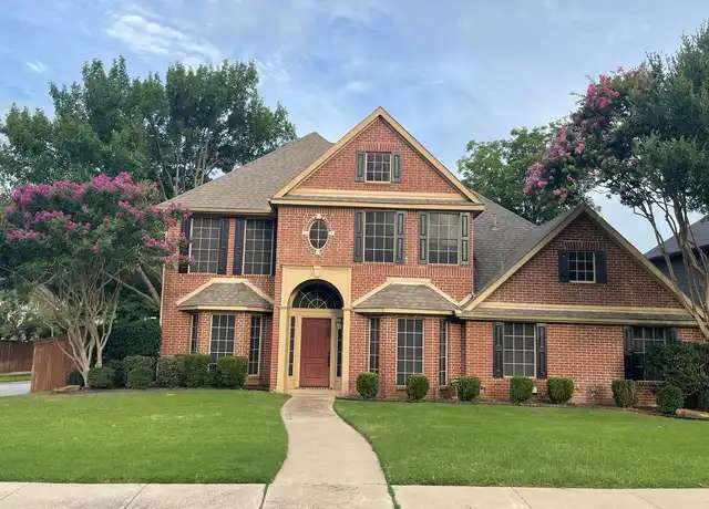 Property at 1045 Woodbriar Dr, Grapevine, TX, 76051, 4 beds, 3 baths, [object Object]