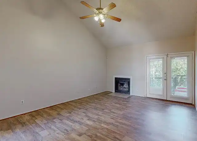 Property at 9747 Whitehurst Dr #70, Dallas, TX, 75243, 1 bed, 1 bath, [object Object]