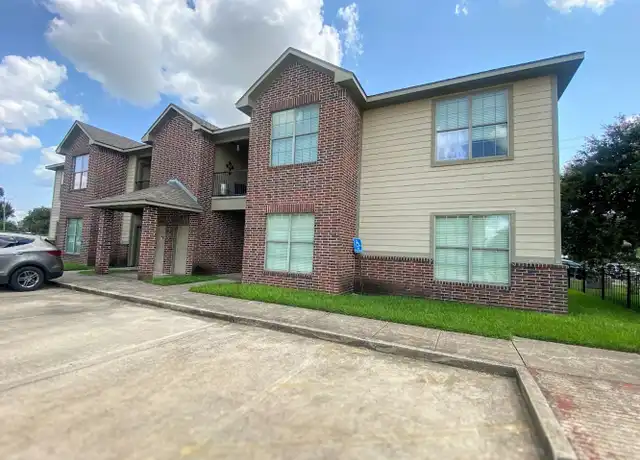 Property at 311 E Hale St Unit A, Lake Charles, LA, 70601, 2 beds, 2 baths, [object Object]