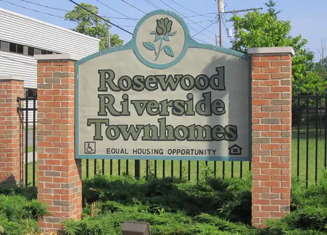 Property at Rosewood Riverside - 130 River Bank Dr, Flint, MI, 48503, 2 beds, 1.5 baths, [object Object]