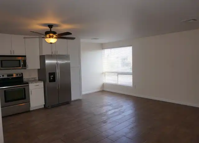 Property at 532 W 9th St #201, Mesa, AZ, 85201, 3 beds, 2 baths, [object Object]