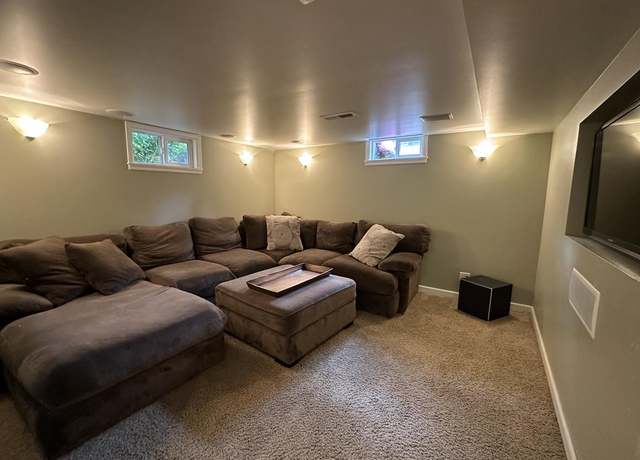 Photo of 16867 2nd Ave SW, Normandy Park, WA 98166