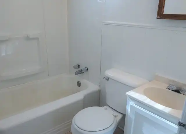 Property at 3725 SE 23rd St, Oklahoma City, OK, 73115, 3 beds, 1 bath, [object Object]