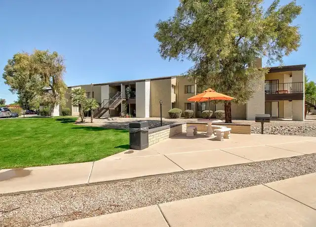 Property at Las Brisas Apartments - 1000 N Arizola Rd, Casa Grande, AZ, 85122, 1-2 bed, 1-2 bath, [object Object]