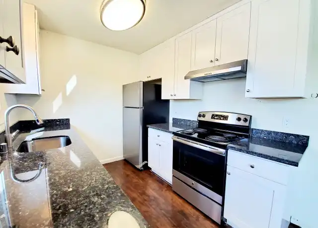 Property at 144 N Grant St Unit 5, San Mateo, CA, 94401, 3 beds, 2 baths, [object Object]